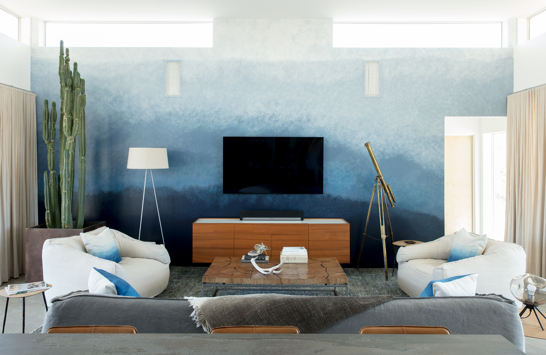 airbnb_skyhouse_1_ps1200