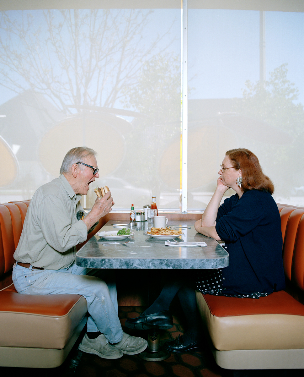 burgercouple_ps1200